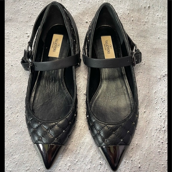 Valentino Garavani Quilted Rockstud Metal Cap Toe Ballerina Flats (8) - Picture 2 of 9